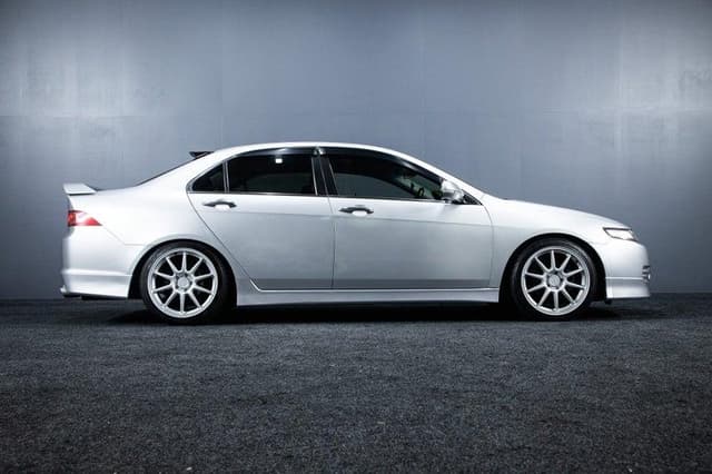 2006 Honda Accord JDM car for sale — photo 8 of 17