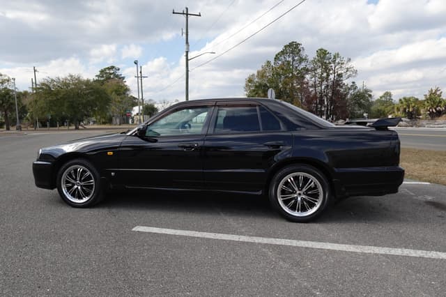 1998 Nissan Skyline JDM car for sale — photo 11 of 19