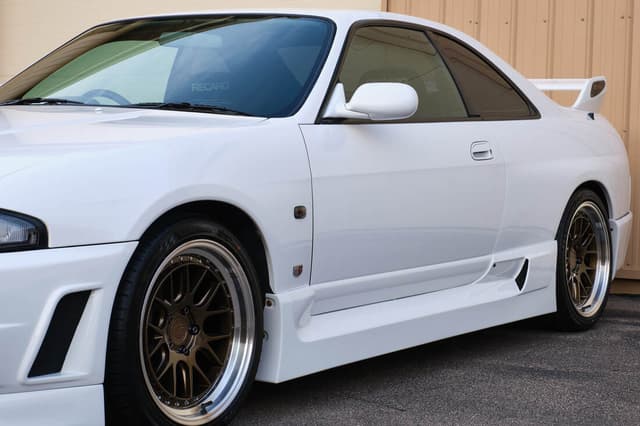 1996 Nissan Skyline JDM car for sale — photo 14 of 25