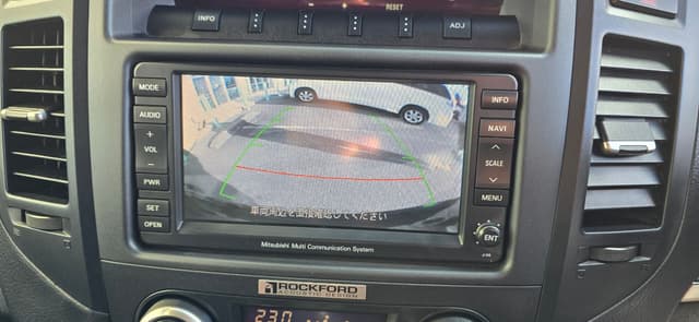 2006 Mitsubishi Pajero JDM car for sale — photo 12 of 12