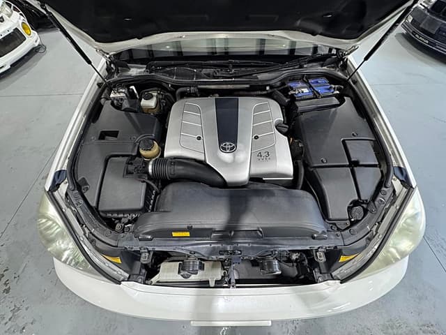 2000 Toyota Celsior JDM car for sale — photo 24 of 25