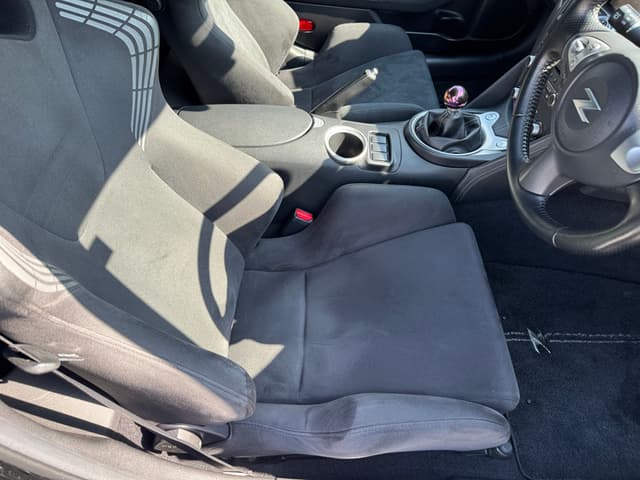 2010 Nissan Fairlady Z JDM car for sale — photo 17 of 25