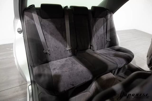 1998 Toyota Crown JDM car for sale — photo 17 of 25