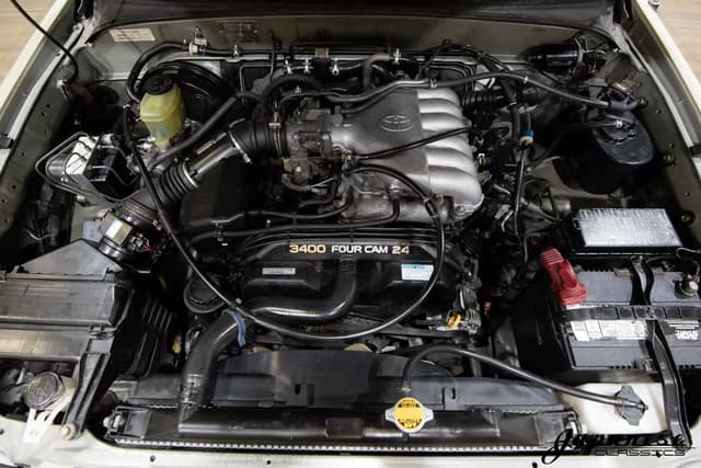 1999 Toyota Hilux JDM car for sale — photo 24 of 25