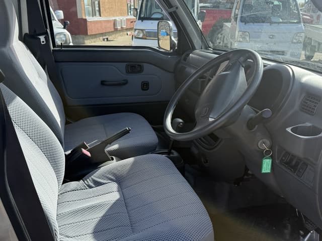 2006 Daihatsu Hijet JDM car for sale — photo 7 of 9