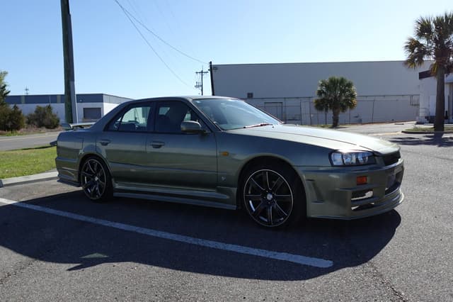 1998 Nissan Skyline JDM car for sale — photo 4 of 19