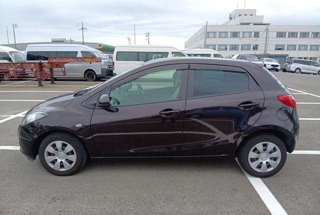 2008 Mazda Demio JDM car for sale — photo 2 of 25