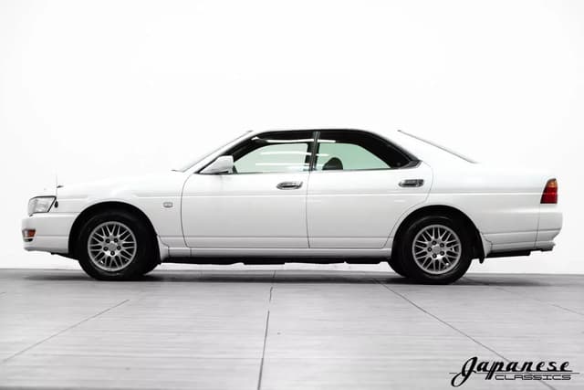 1997 Nissan Laurel JDM car for sale — photo 4 of 25