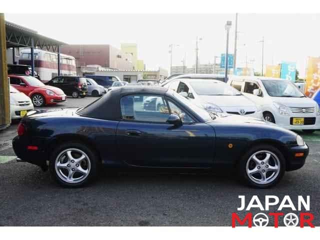 1999 Mazda Roadster (Eunos Roadster / MX-5) JDM car for sale — photo 7 of 23
