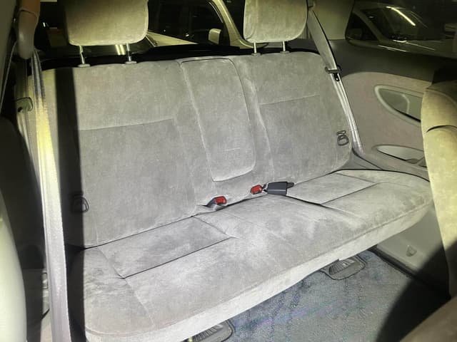 2001 Toyota Estima JDM car for sale — photo 7 of 11