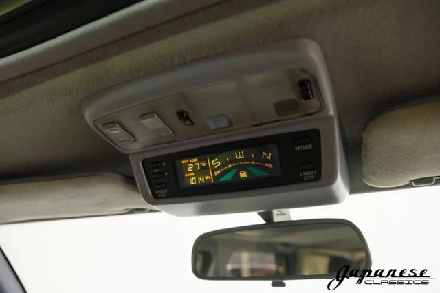 1996 Toyota Hilux JDM car for sale — photo 10 of 25