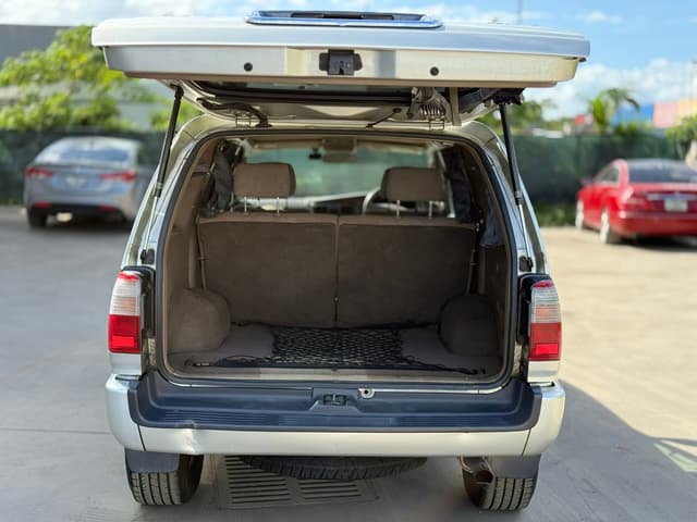 1999 Toyota Hilux Surf JDM car for sale — photo 9 of 13