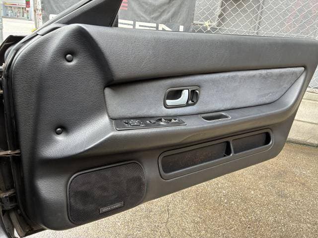 1992 Nissan Skyline JDM car for sale — photo 17 of 20