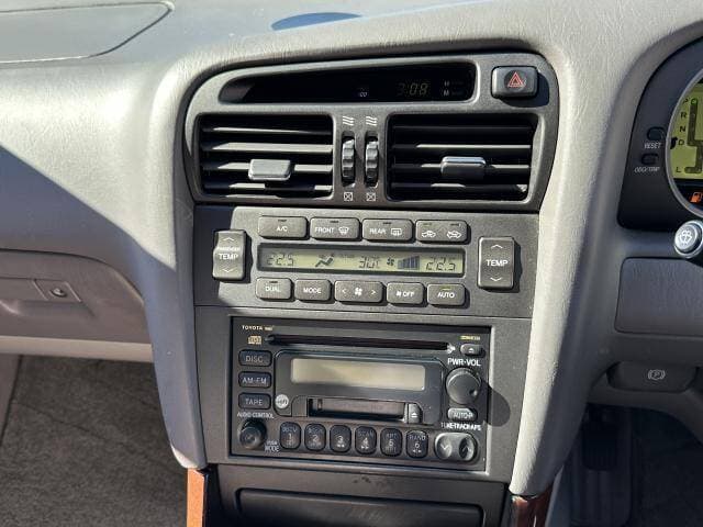 2000 Toyota Aristo JDM car for sale — photo 18 of 20