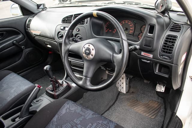 2000 Mitsubishi Lancer Evolution JDM car for sale — photo 17 of 25