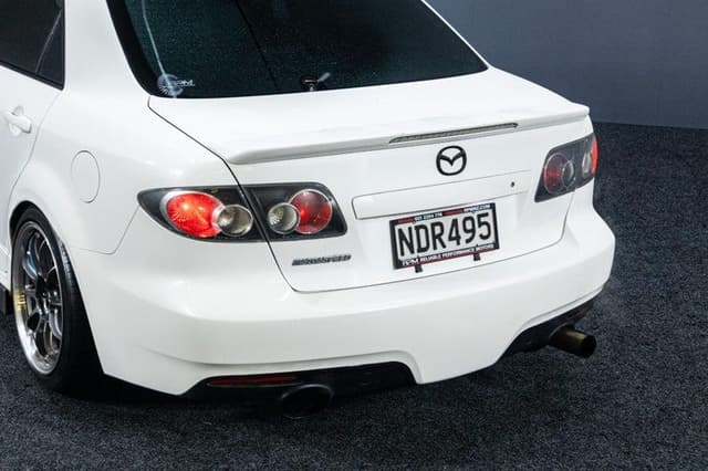 2005 Mazda Atenza JDM car for sale — photo 3 of 15