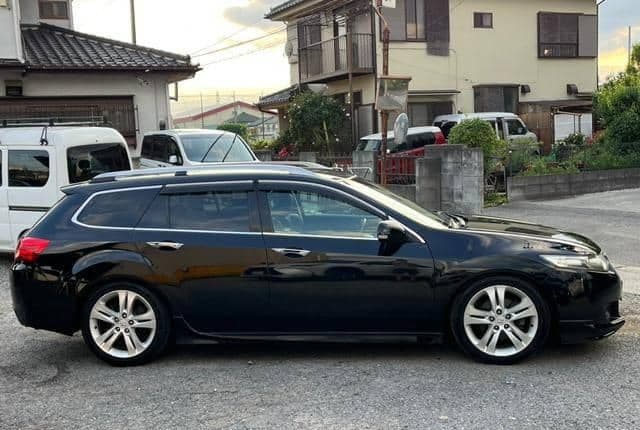 2010 Honda Accord JDM car for sale — photo 14 of 20