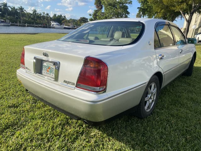 1999 Toyota Majesta JDM car for sale — photo 7 of 11