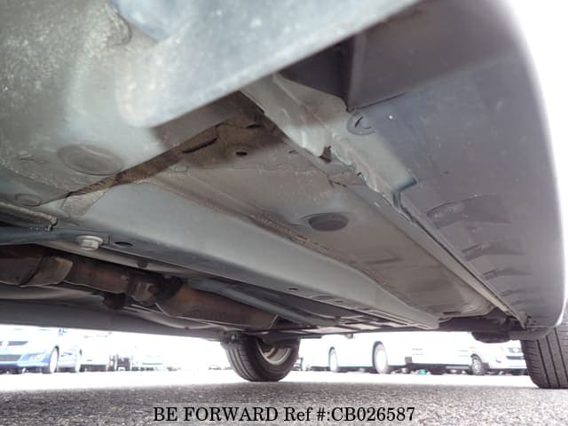 2003 Toyota Ist JDM car for sale — photo 17 of 25