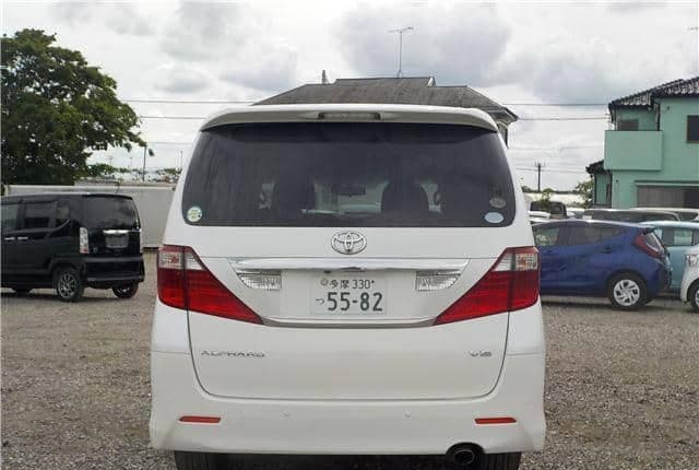 2008 Toyota Alphard JDM car for sale — photo 9 of 10