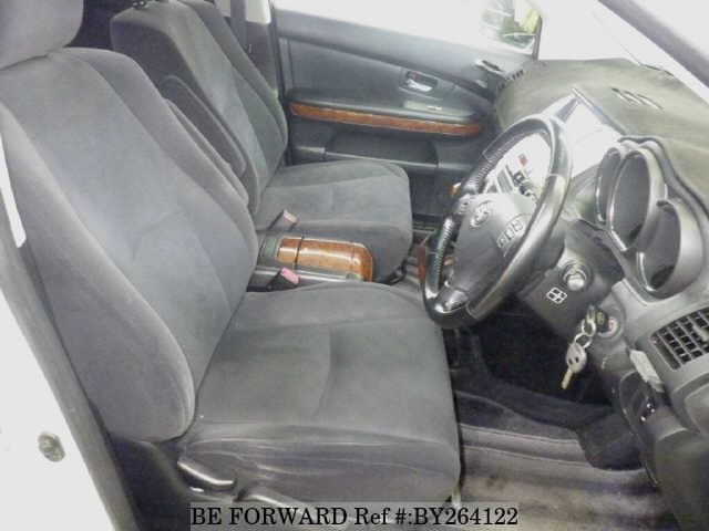 2007 Toyota Harrier JDM car for sale — photo 5 of 8