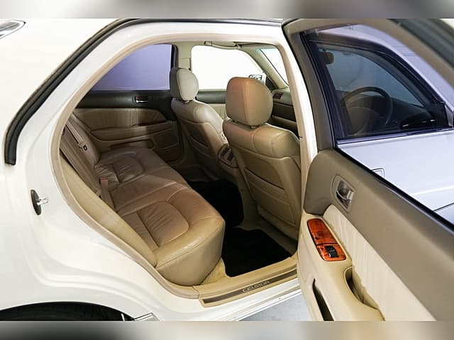 1997 Toyota Celsior JDM car for sale — photo 11 of 25