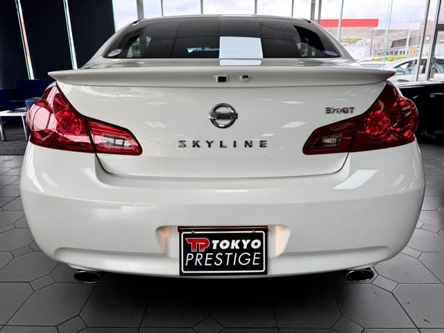 2009 Nissan Skyline JDM car for sale — photo 4 of 5