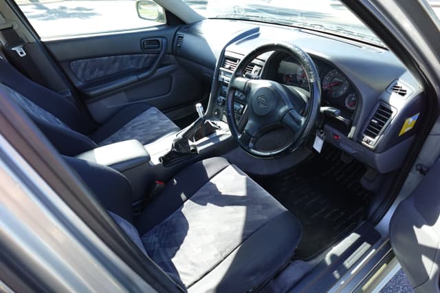 1998 Nissan Skyline JDM car for sale — photo 15 of 19
