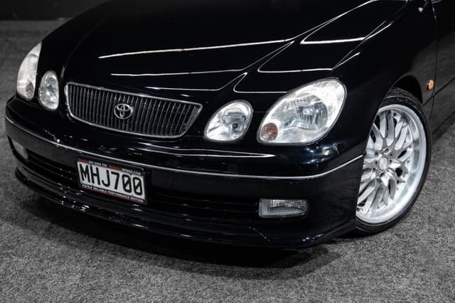 1998 Toyota Aristo JDM car for sale — photo 2 of 10