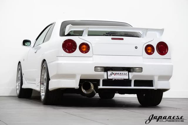 1998 Nissan Skyline JDM car for sale — photo 6 of 25