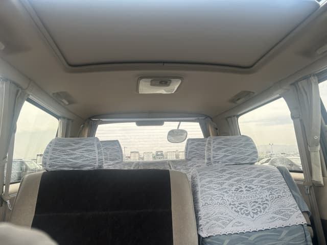 2001 Toyota Grand Hiace JDM car for sale — photo 20 of 25