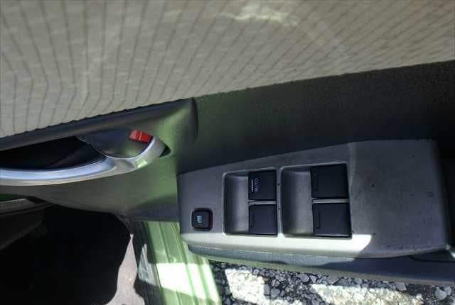 2011 Honda Fit JDM car for sale — photo 18 of 25