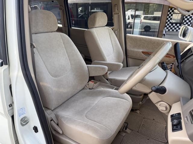 2005 Nissan Serena JDM car for sale — photo 9 of 19