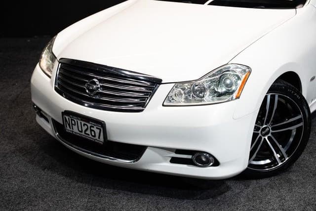 2009 Nissan Fuga JDM car for sale — photo 2 of 15