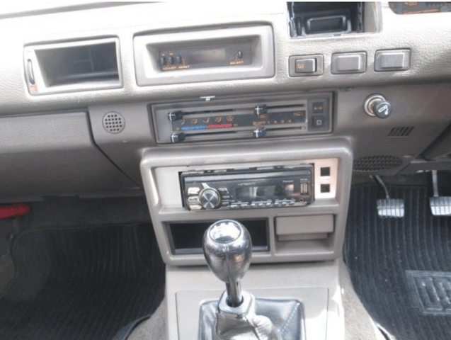 1987 Nissan Silvia JDM car for sale — photo 18 of 19