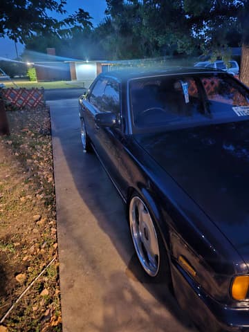 1991 Nissan Cedric JDM car for sale — photo 3 of 11