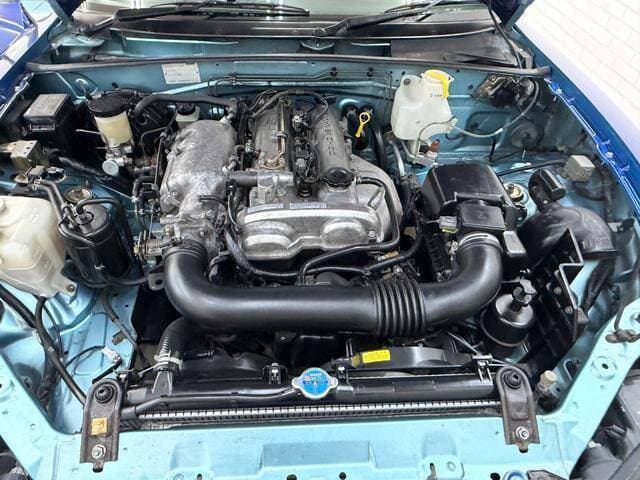 2000 Mazda Roadster (Eunos Roadster / MX-5) JDM car for sale — photo 16 of 17