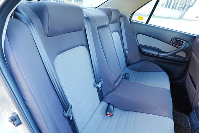 1998 Nissan Skyline JDM car for sale — photo 14 of 17