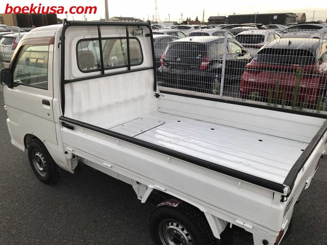 1999 Daihatsu Hijet JDM car for sale — photo 3 of 22