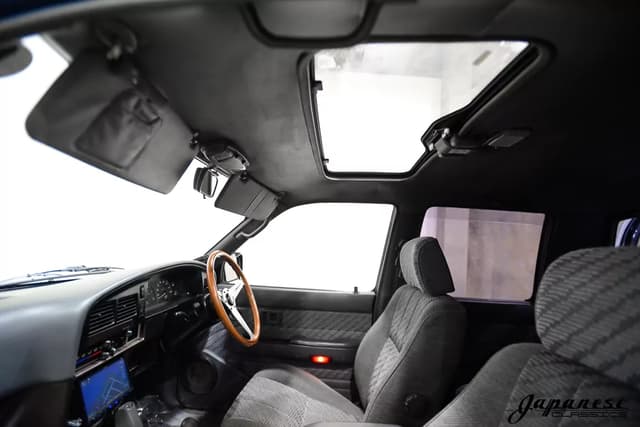 1996 Toyota Hilux JDM car for sale — photo 11 of 25