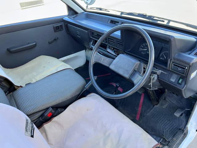 1993 Toyota Townace JDM car for sale — photo 14 of 18