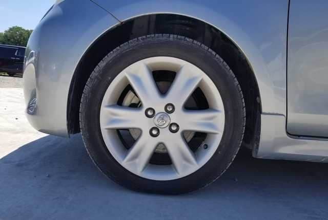 2008 Toyota Vitz JDM car for sale — photo 9 of 25
