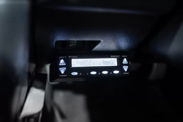 1998 Nissan Skyline JDM car for sale — photo 13 of 25