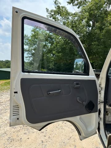 1997 Mitsubishi Minicab JDM car for sale — photo 14 of 25