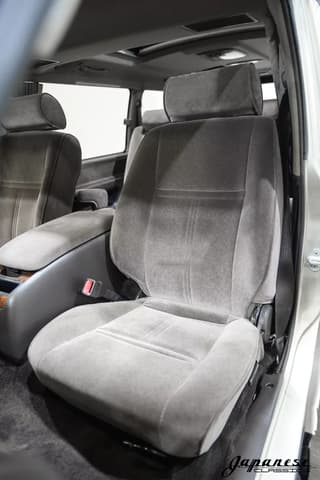 1995 Toyota HiAce JDM car for sale — photo 16 of 25