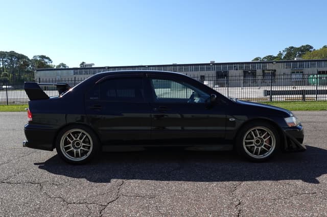 2001 Mitsubishi Lancer Evolution JDM car for sale — photo 3 of 18
