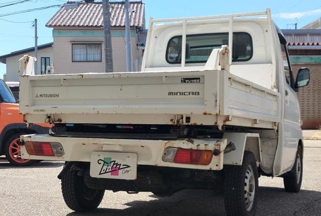 2002 Mitsubishi Minicab JDM car for sale — photo 9 of 25