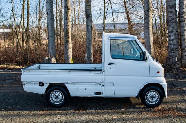 2000 Mitsubishi Minicab JDM car for sale — photo 8 of 18