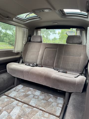 1997 Toyota HiAce JDM car for sale — photo 14 of 25