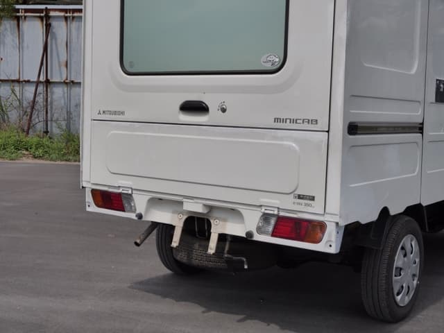 2001 Mitsubishi Minicab JDM car for sale — photo 19 of 25